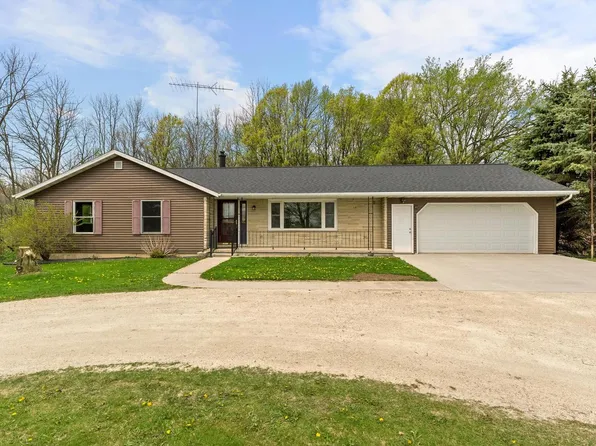 5402 Marken ROAD, Valders, WI 54245