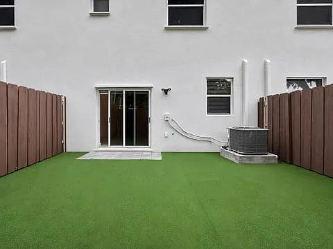 2648 SE 15th Ct — Photo 16