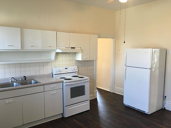 4th image of 5237 Southwest Ave