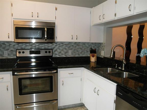 4th image of 11309 Cayman Key Ave