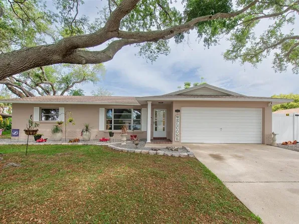 14321 113th Ave, Largo, FL 33774