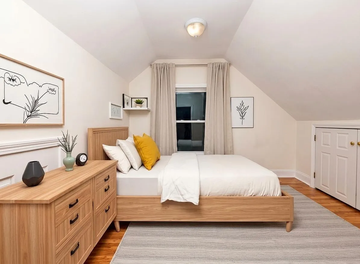 3 bed, 1250 sqft, $3,000 — Photo 1