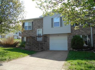 102 Berrywood Dr, Arnold, MO 63010