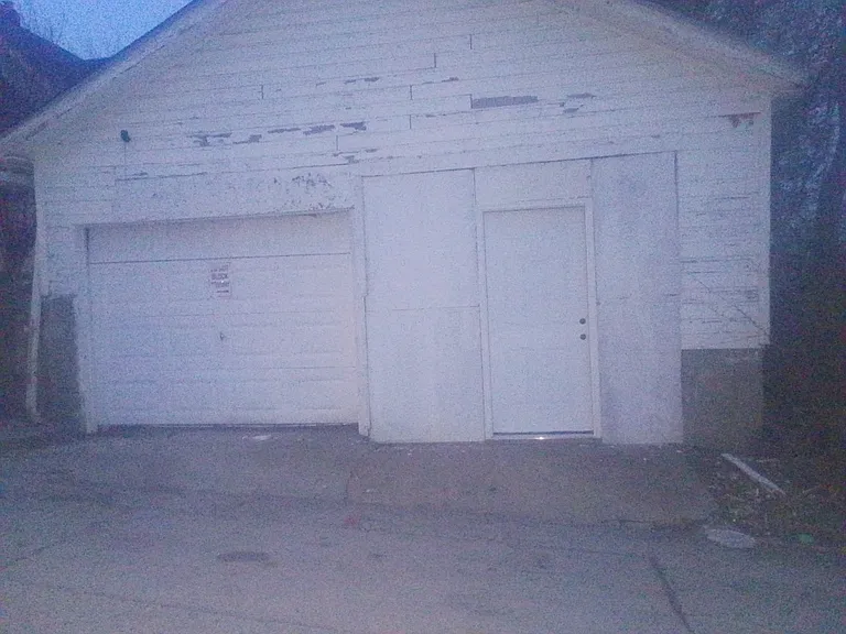 636 Orville Ave — Photo 31