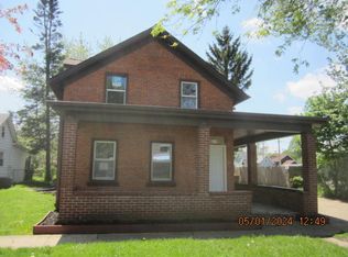 631 W 5th St, Monroe, MI 48161