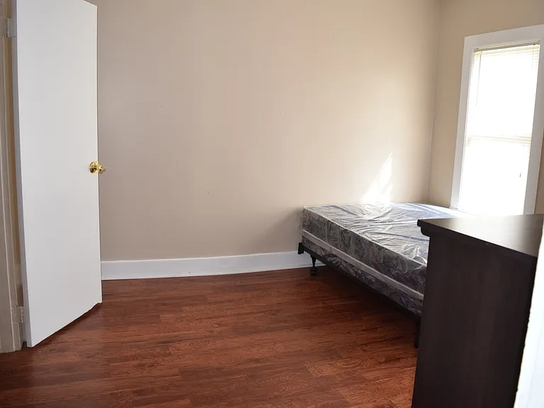 16 North St — Photo 14
