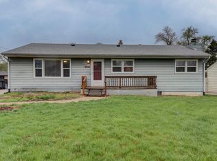 8522 Nicholas St, Omaha, NE 68114