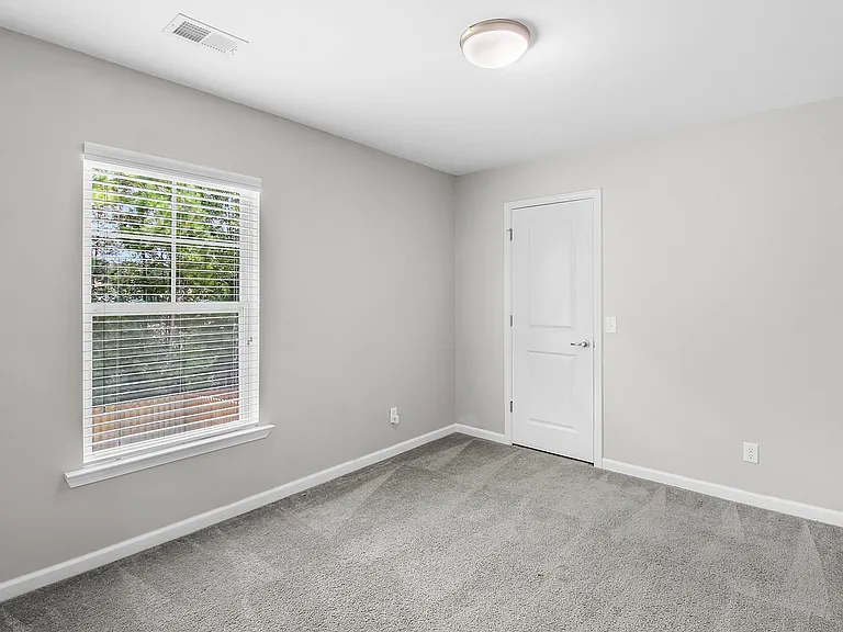 224 Willow Point Cir — Photo 21