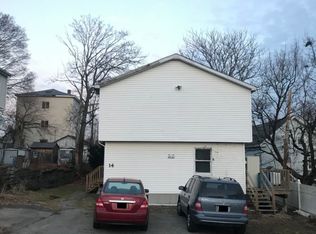 14 Sigourney St #B, Worcester, MA 01605