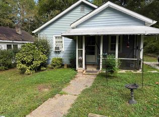 120 Russell St, Laurens, SC 29360