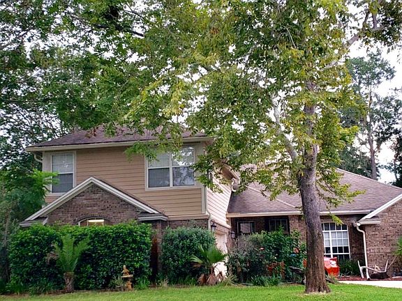 2nd image of 313 Lolly Ln