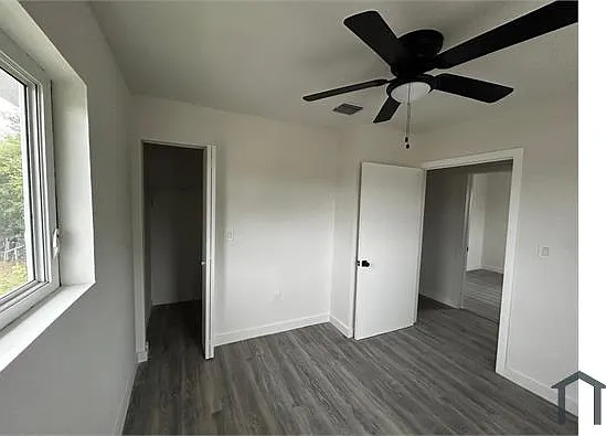 4429 SW 21st St #1 — Photo 3