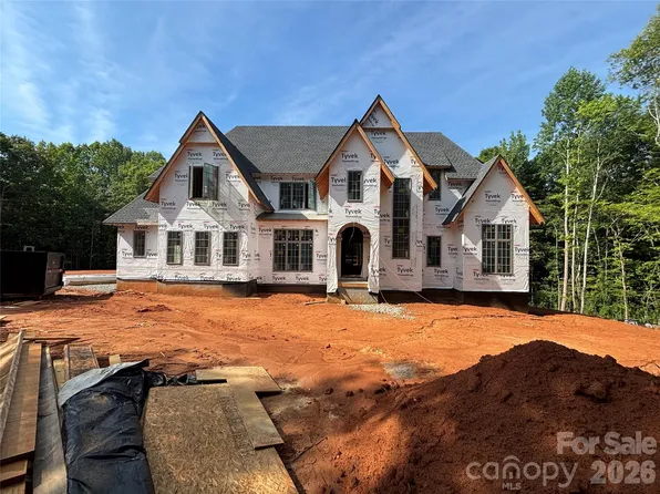 1051 Ventosa Dr, Denver, NC 28037
