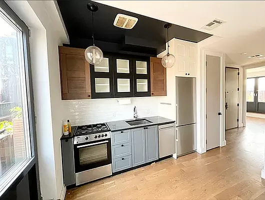 Rented by Brooklyn Group | media 2