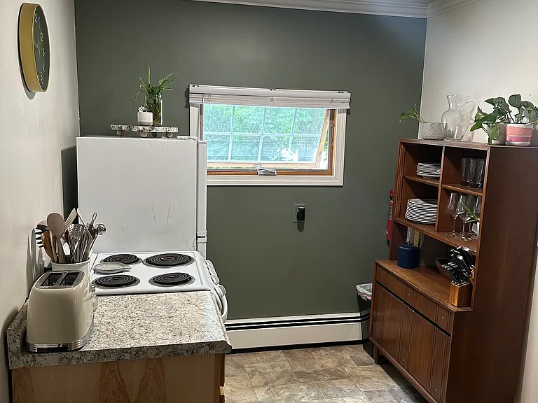 25 Maple St #A — Photo 5