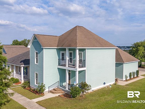 2nd image of 911 Periwinkle Ln