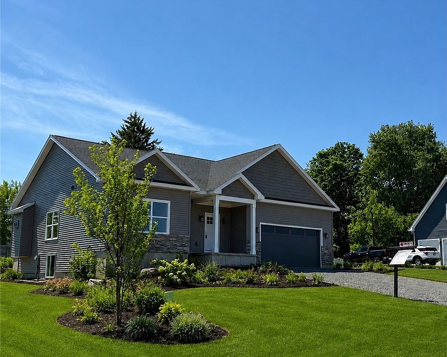 1st image of 216 Lexi Ln