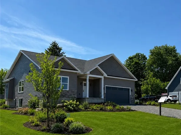 216 Lexi Ln, Baldwinsville, NY 13027