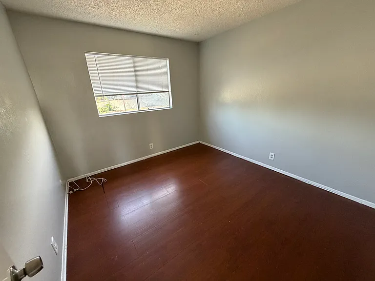 369 N Eucalyptus Ave #31 — Photo 12