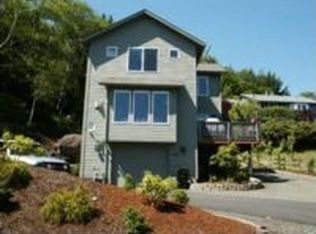 2525 NE 14th St, Lincoln City, OR