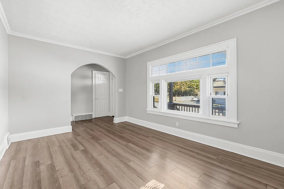 5224 Stanley Ave — Photo 4
