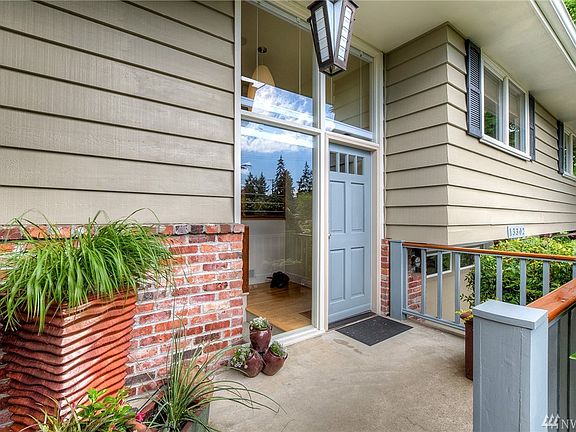 3rd image of 13302 SE 41st Pl