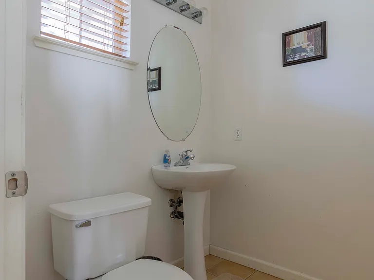 4922 Kokomo Dr — Photo 10