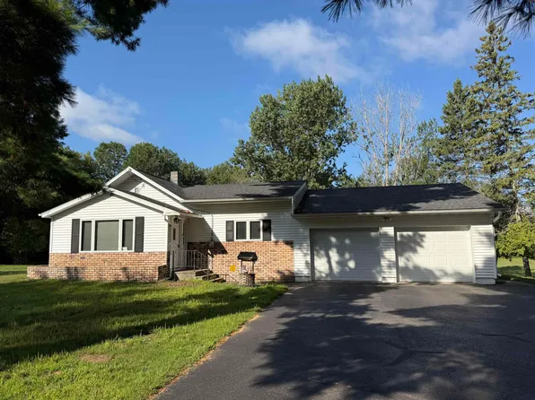 N1261 Bay De Noc Dr, Menominee, MI 49858