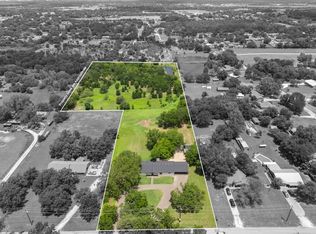 616 E Moonlight Dr, Robinson, TX 76706