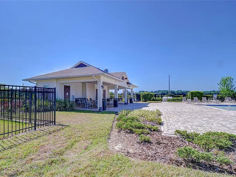 6731 Castle Green Pl — Photo 45
