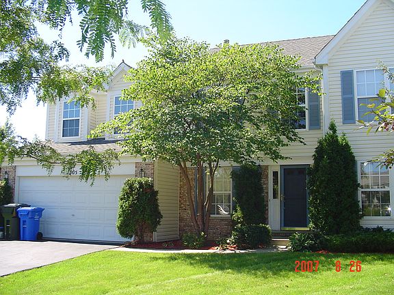 2nd image of 1305 York Dr