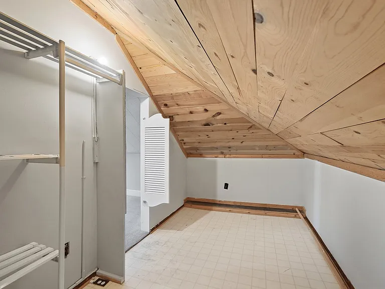 3774 Drake Ave — Photo 35