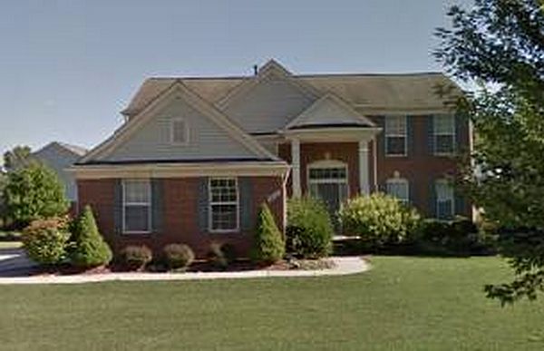 1st image of 49105 Fifth Avenue Ct