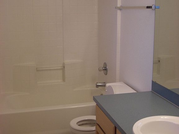 5th image of 1218 131st Street Ct E