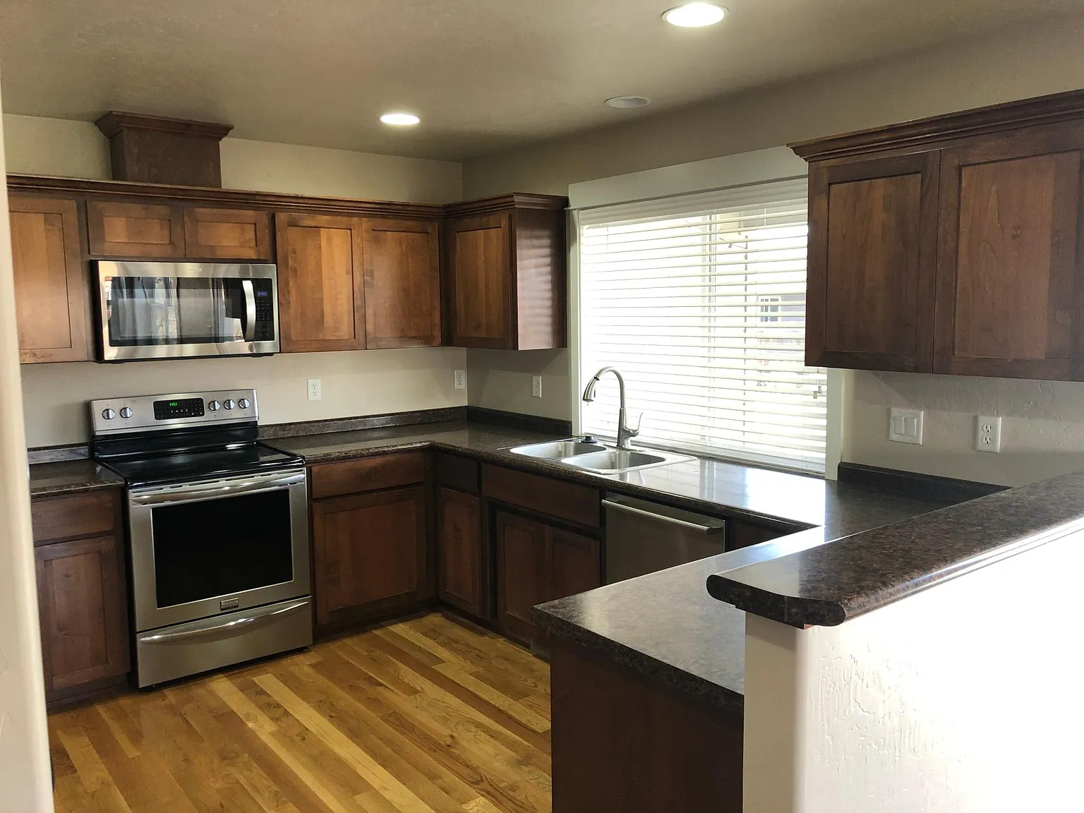 6508 Jordon Jct — Photo 4