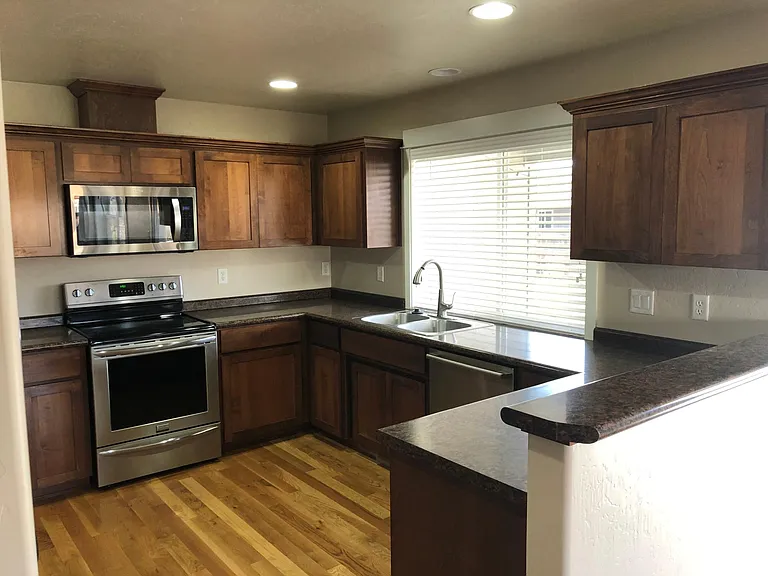 6508 Jordon Jct — Photo 4