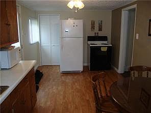 5th image of 1560 E Conner St