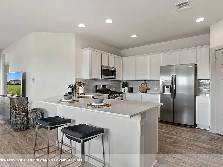 3720 Niddry Dr — Photo 9