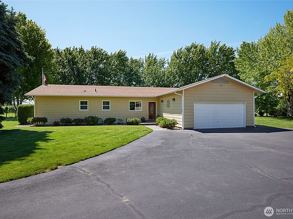 3rd image of 746 County Road 448