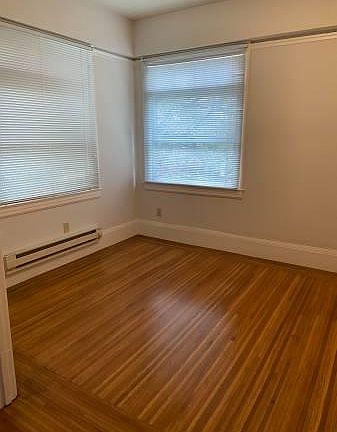 3rd image of 625 Powell St APT 42