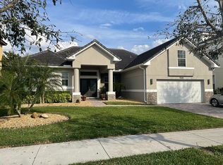 7539 Lake Albert Dr, Windermere, FL 34786