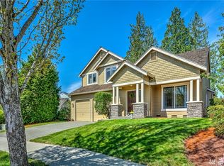 8027 Abbey Pl, Arlington, WA 98223