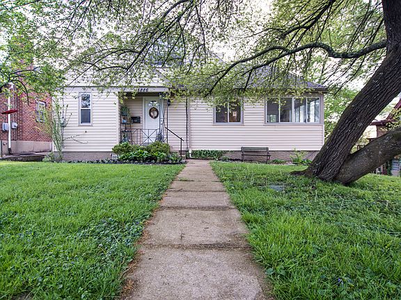 2nd image of 4886 Oaklawn Dr