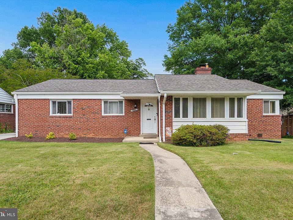 1st image of 6803 Adelphi Rd