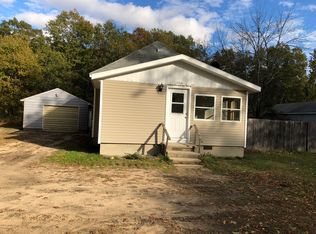 1332 S Carr Rd, Muskegon, MI 49442