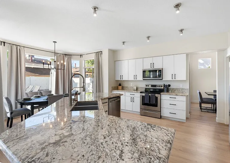730 N Madrid Ln — Photo 28