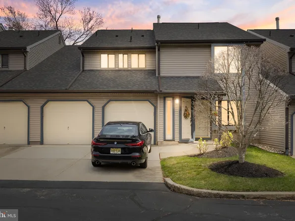 1303 Chesterwood Ct, Marlton, NJ 08053