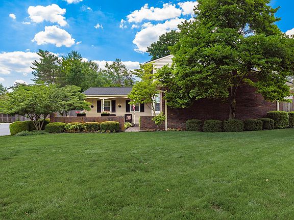 3rd image of 4351 Crown Point Dr