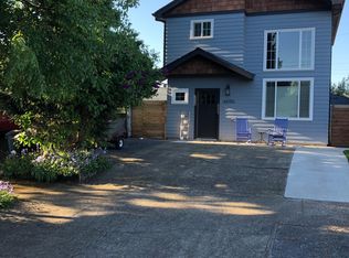 6610 NE Beech St UNIT B, Portland, OR