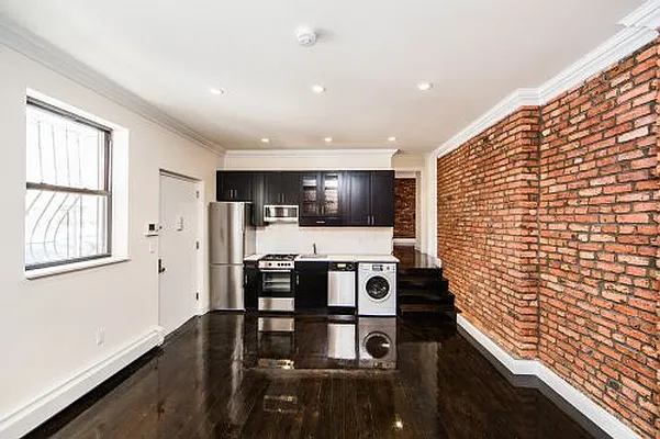 Rented by Coda Real Estate NYC | media 44